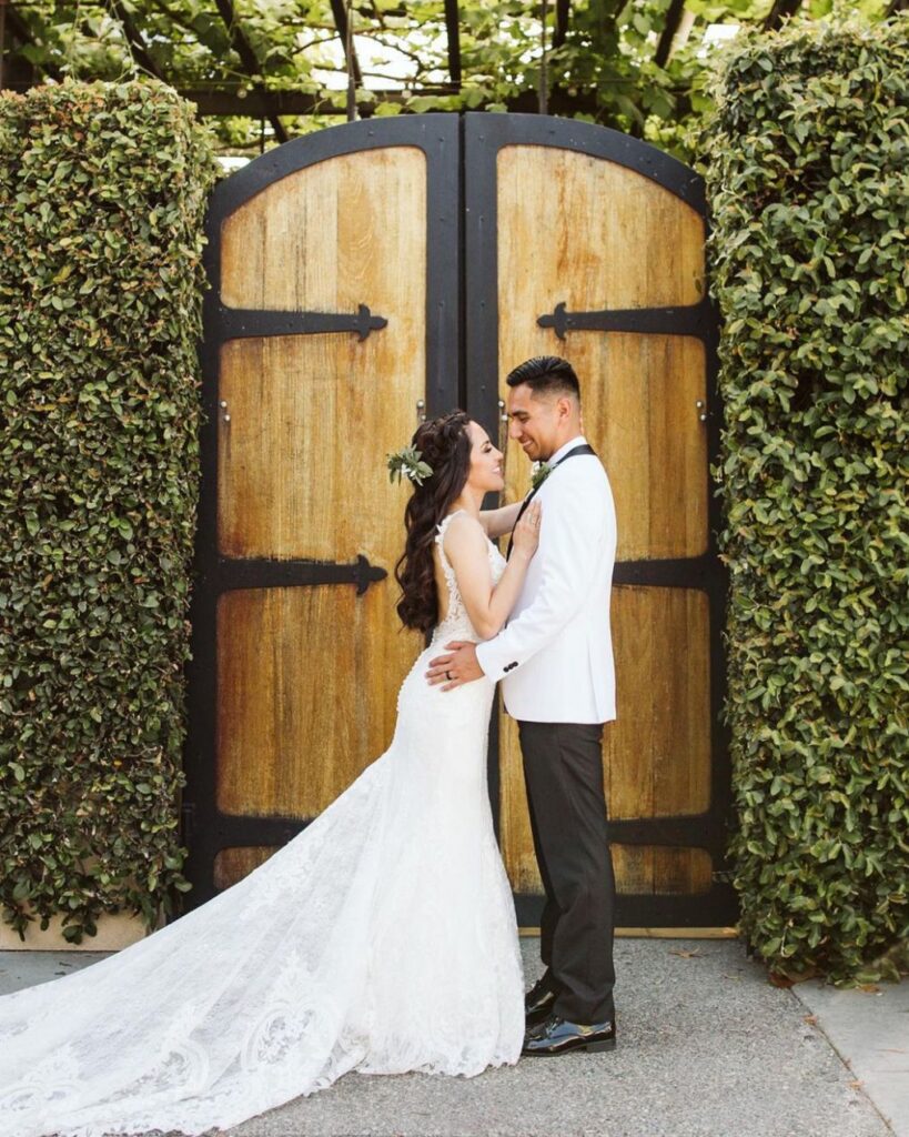 Galletto Ristorante doors to outdoor wedding reception space