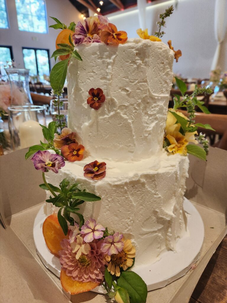 wedding cake with real flowers